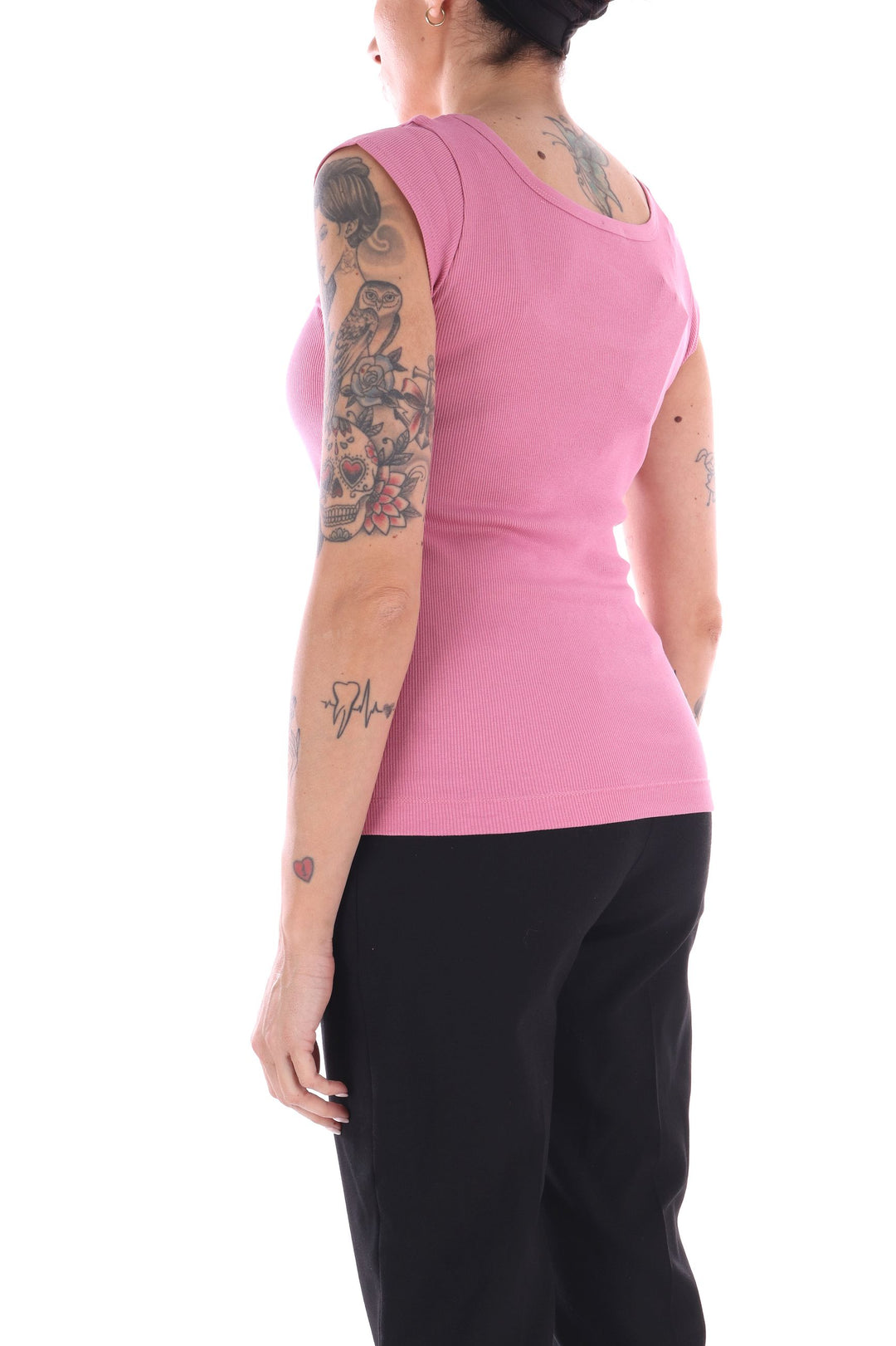 105511 A338 Top