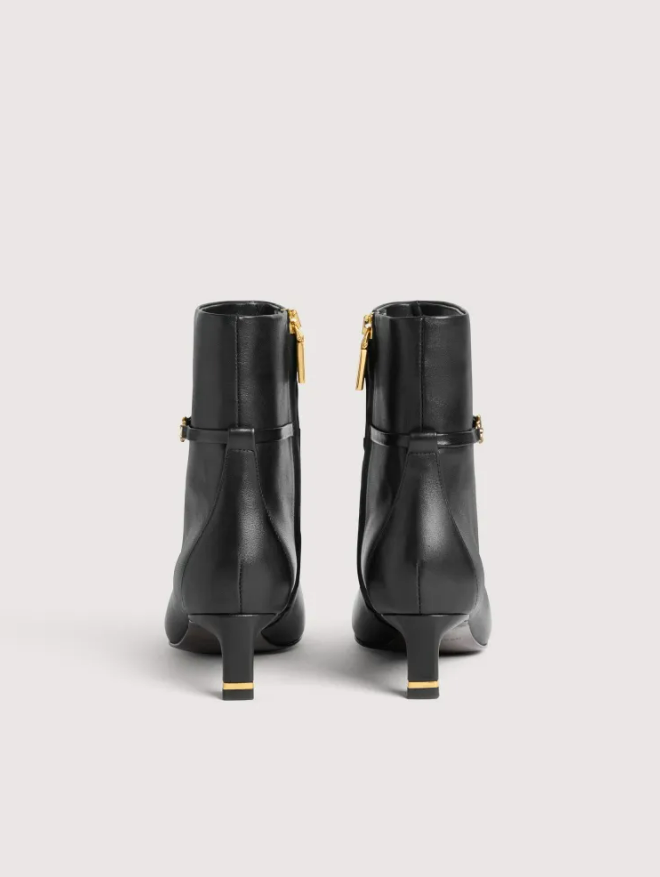 E4 VTK11 02 01 Stivaletto