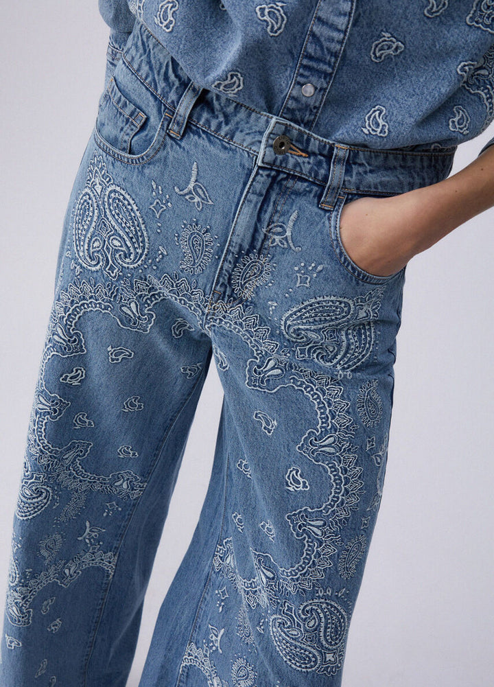 UA6147 D0313 Jeans