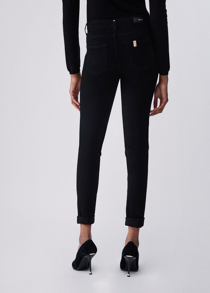 UF6094 D0328 Jeans
