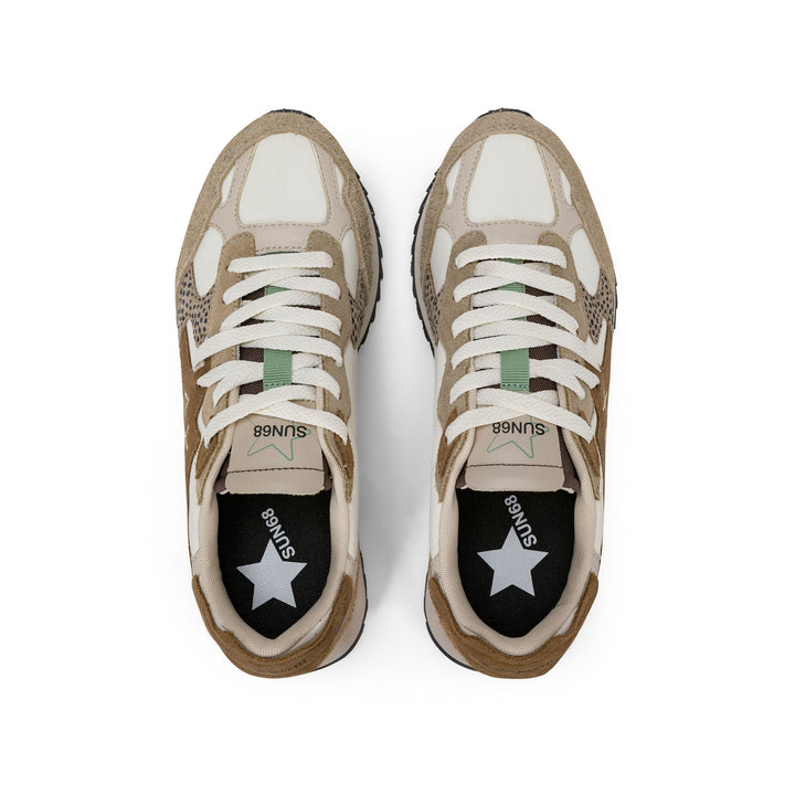 Z46222 Sneakers