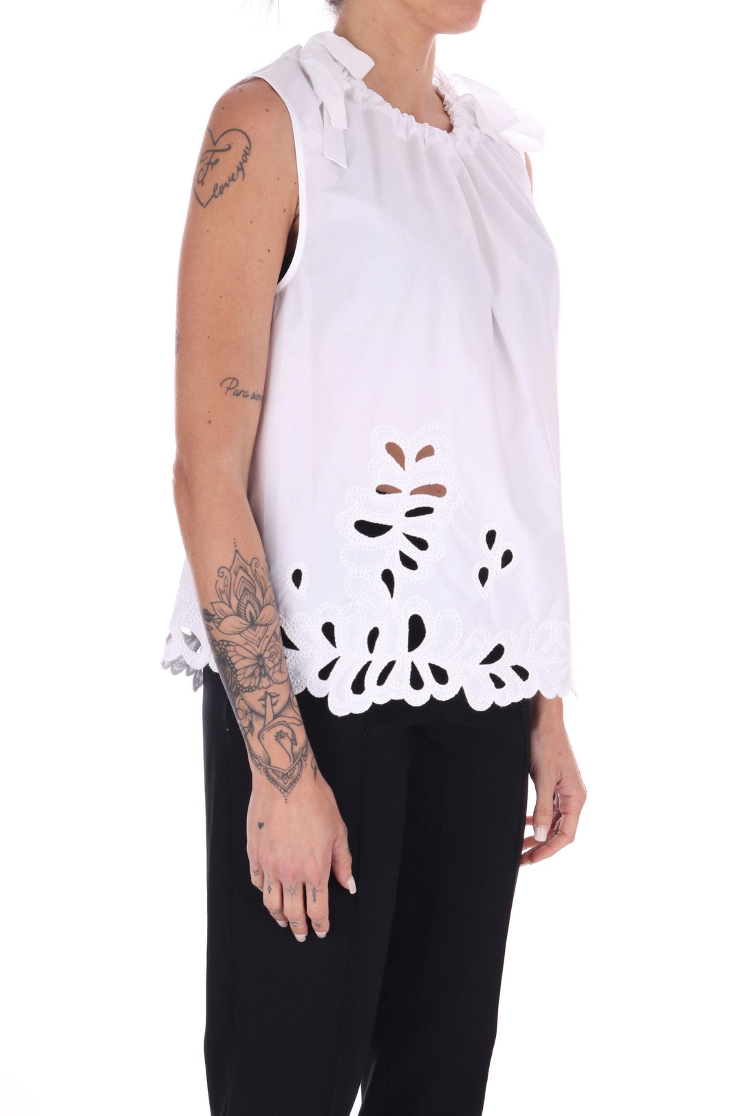 I5/M5EAA1 Blusa