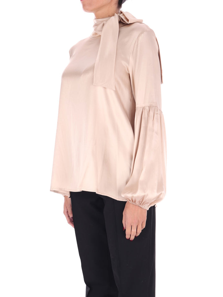 EE0039 0110 Blusa