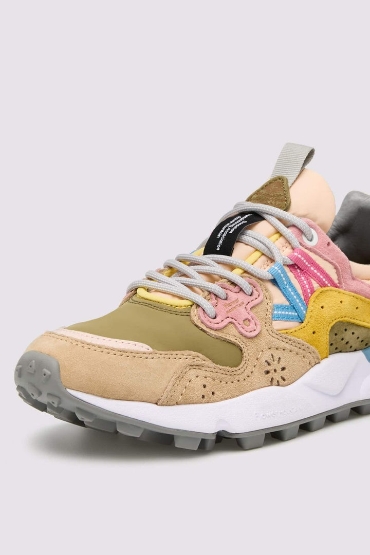 1M71 Sneakers