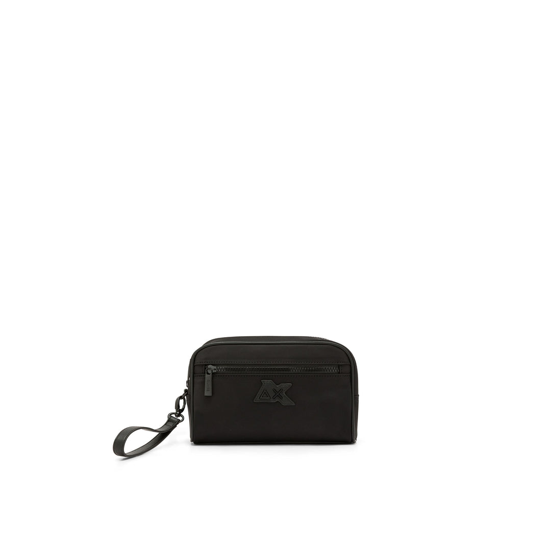 Y46112 Pochette