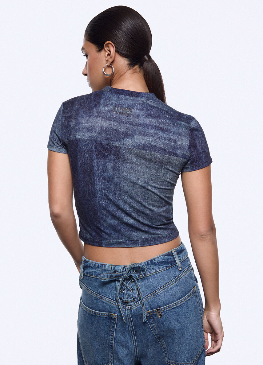 UA6502  J1624 T-Shirt