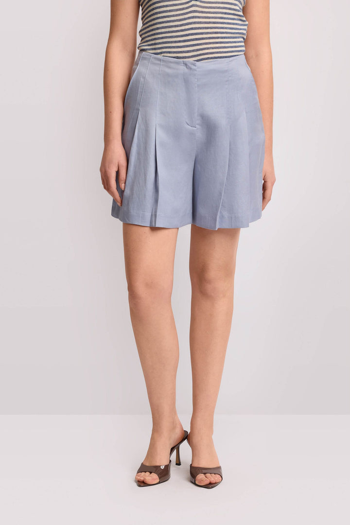 DOMINGO Short