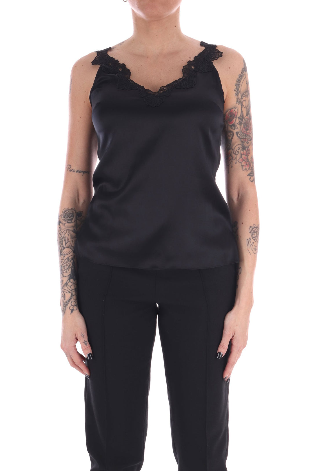 261M1065 Top