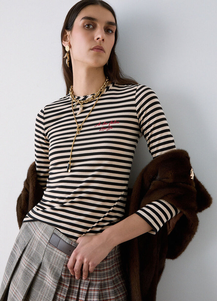 WF6440 J3988 T-Shirt
