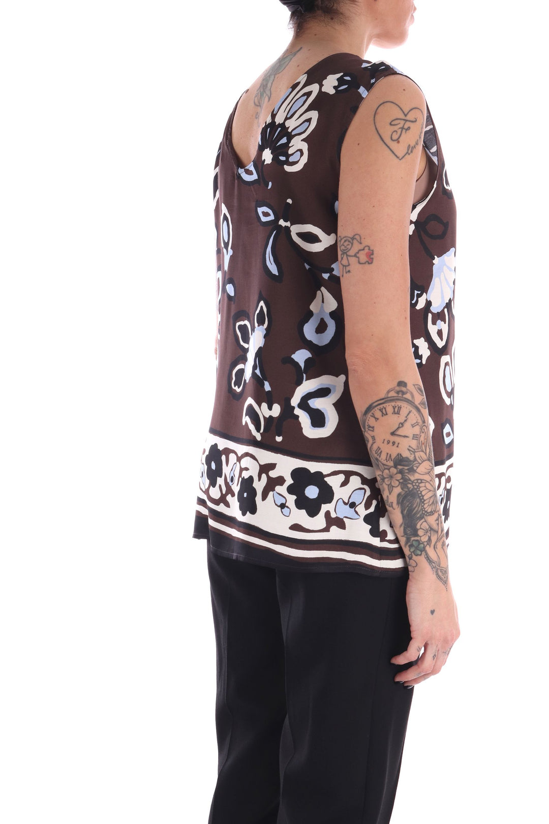HH0001 0121 Top