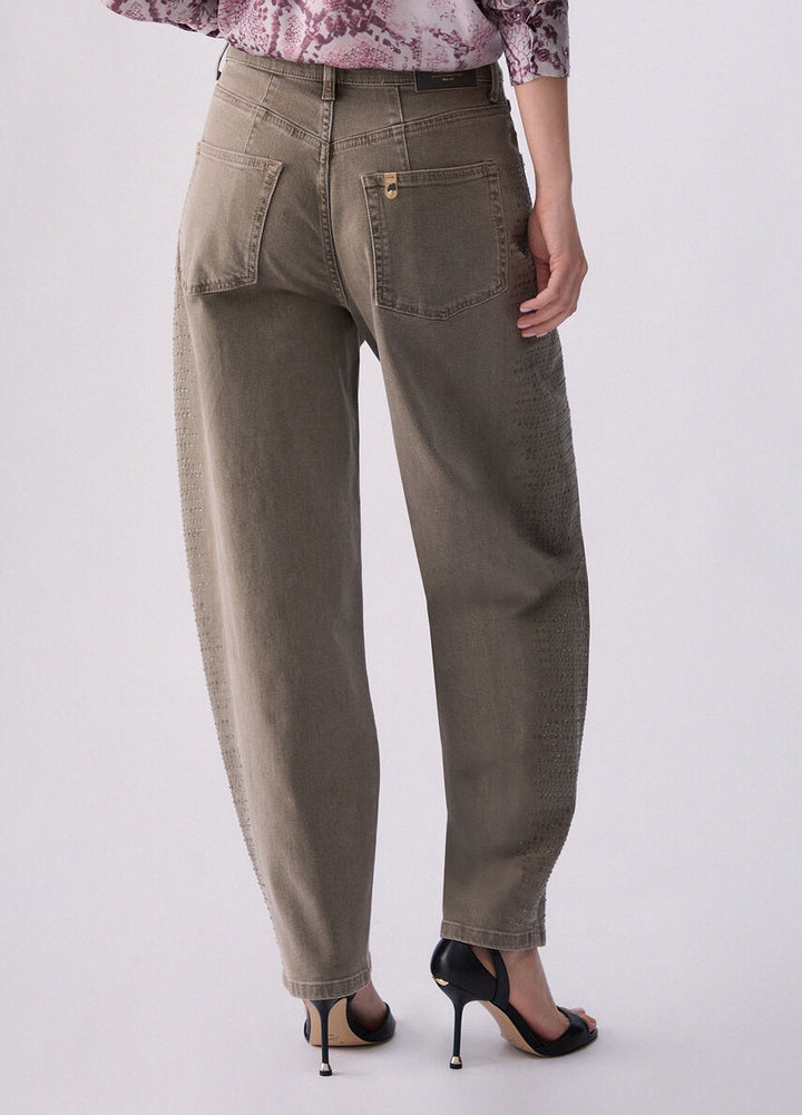 UF6107 T778A Jeans