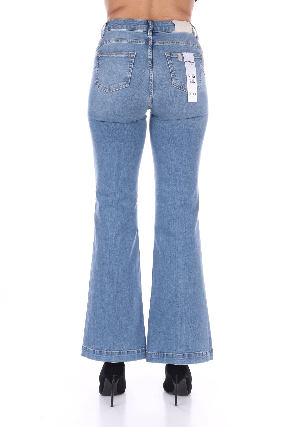 UA5111 D4874 Jeans