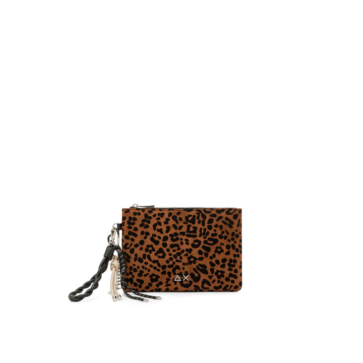 Y46238 Pochette