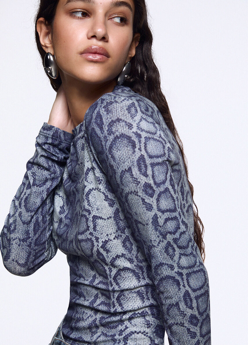 UF6515 J1624 Top