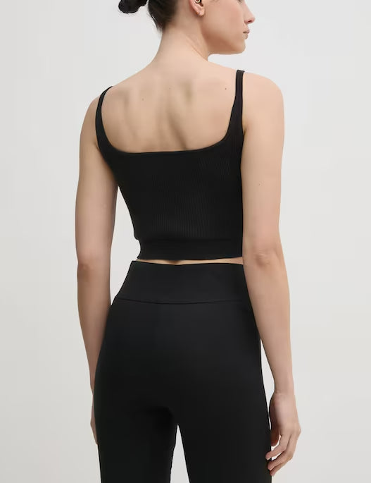 J20J225227 Top