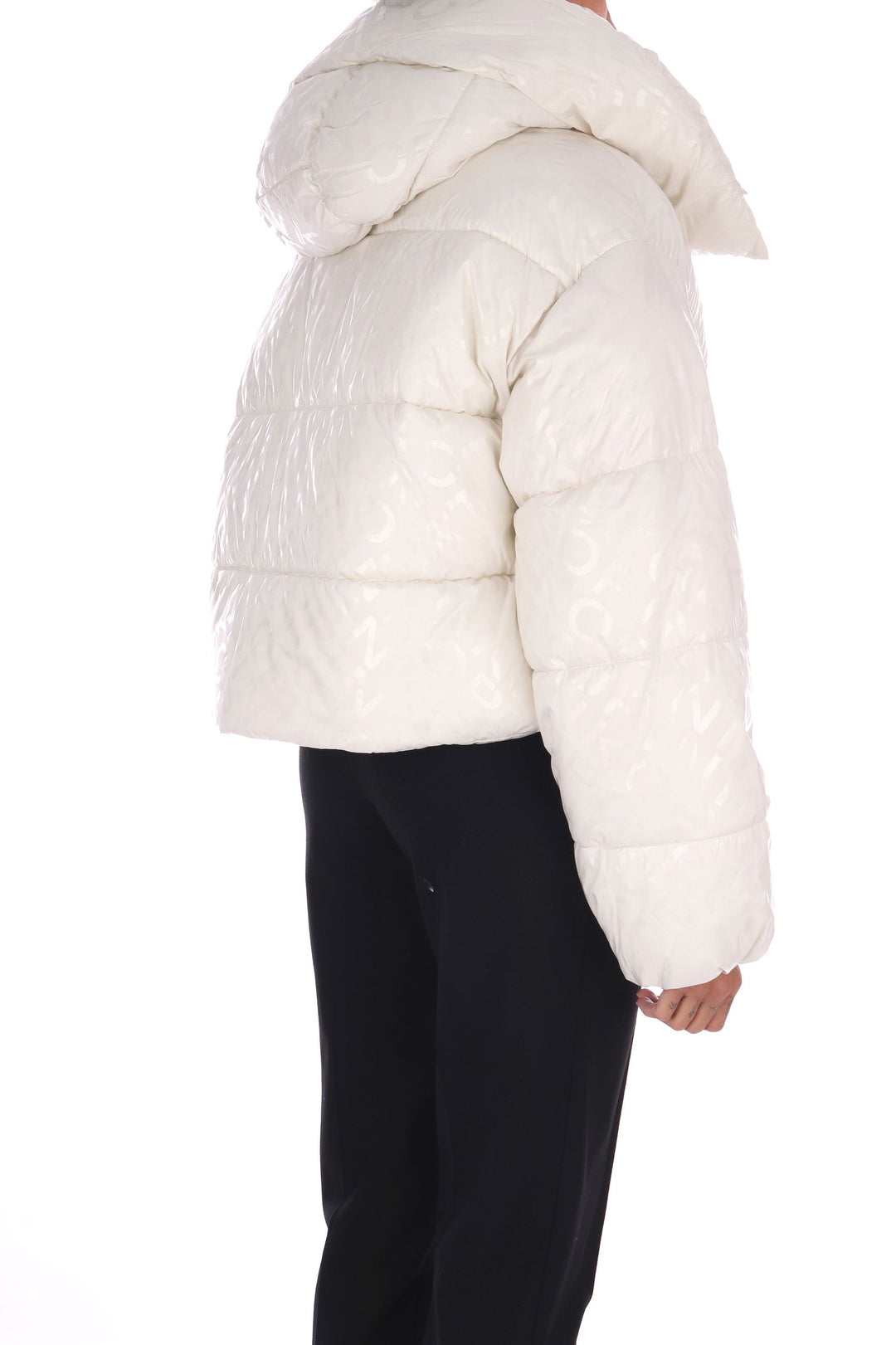 105438 A2PY Piumino